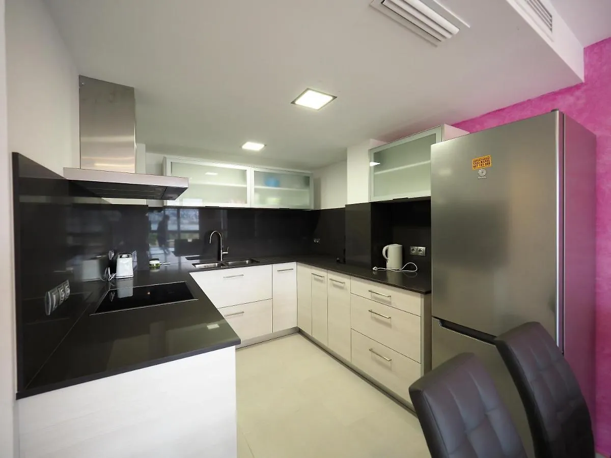 Inmosantos Oasis A3 Appartement Roses